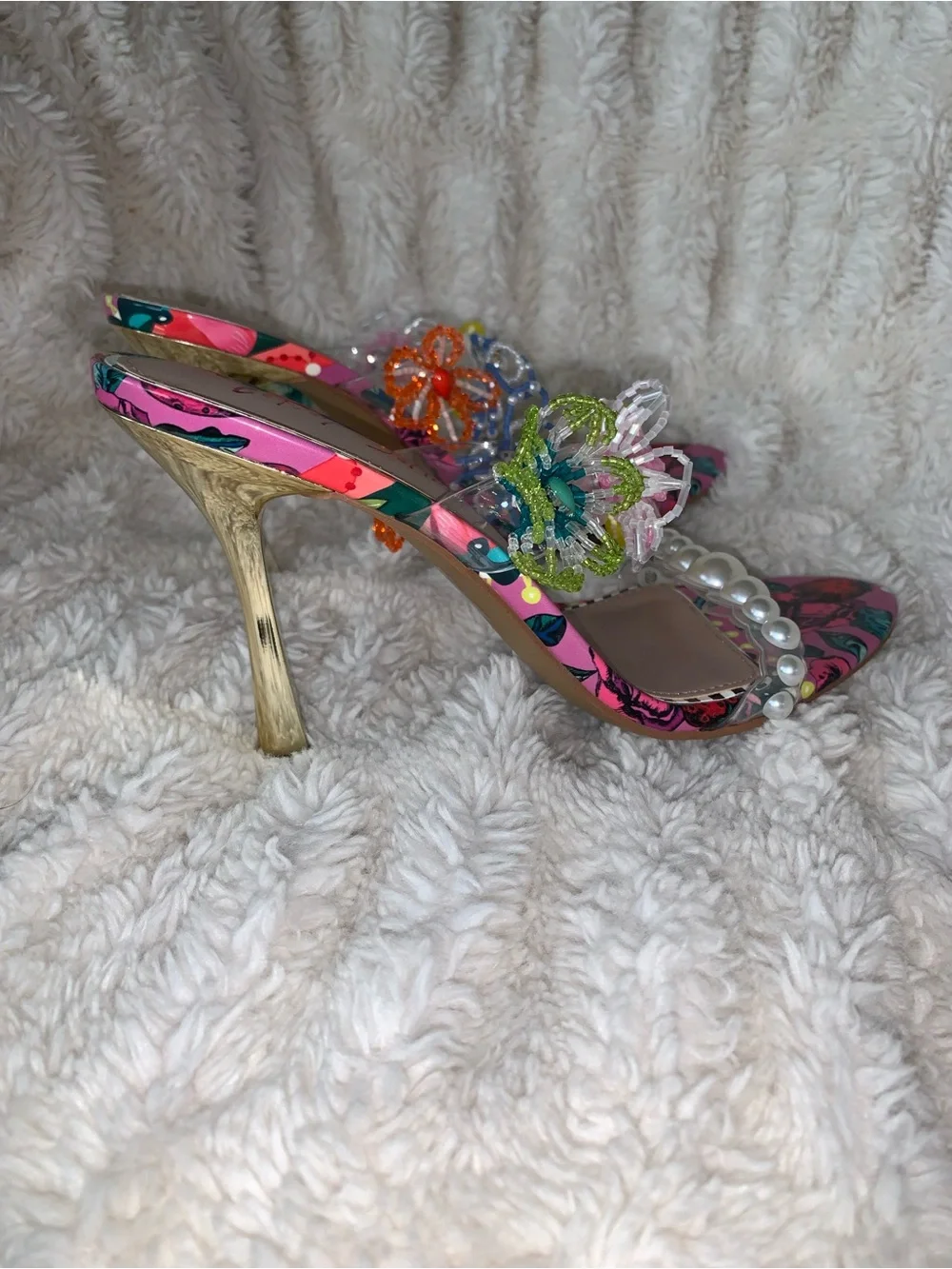 NWOB Betsey Johnson Goldiee Embellished Open-Toe Heels In Berry Multicolor 7.5